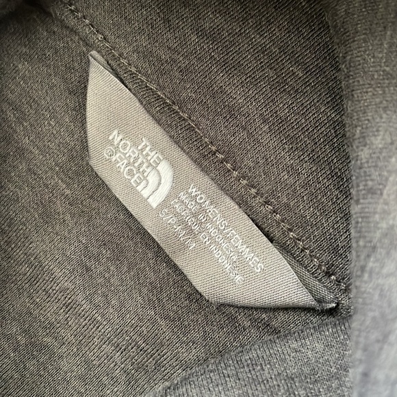 The North Face Charcoal Grey Unlined Slacker Poncho Pullover - Size S/M - Picture 6 of 10